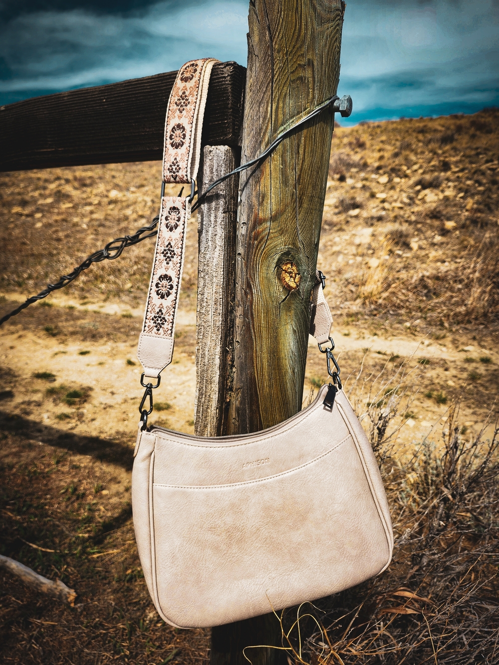 Aphison Beige Leather Shoulder Bag Boho Strap Crossbody Purse Neutral Minimalist